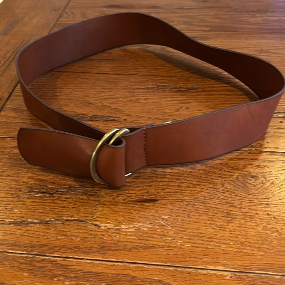 Target Faux Leather Brown Belt with Wraparound Buckle Burnished Edges Size Small